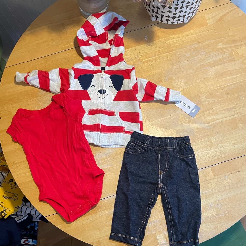 Carter’s baby 3-piece outfit NEW WITH TAGS 6 month